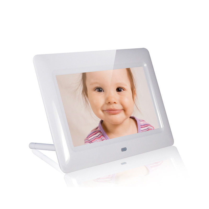 1024x600 7 นิ้ว Lcd Digital Photo Frame / Lcd Picture Frame 154×86 มิลลิเมตร